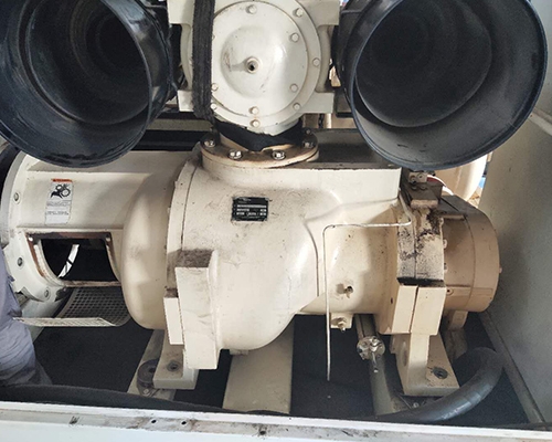 登?？諌簷C(jī)主機(jī)機(jī)頭大修
